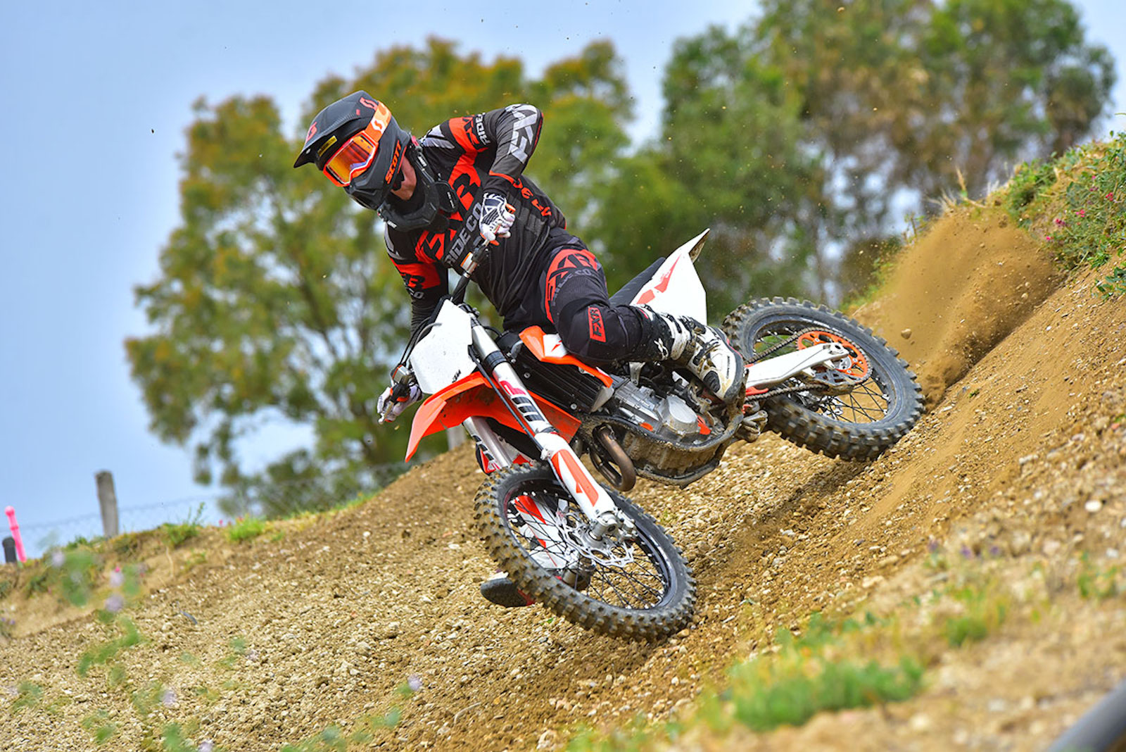 ktm_450_sx-f_magorolla_enduro21_560