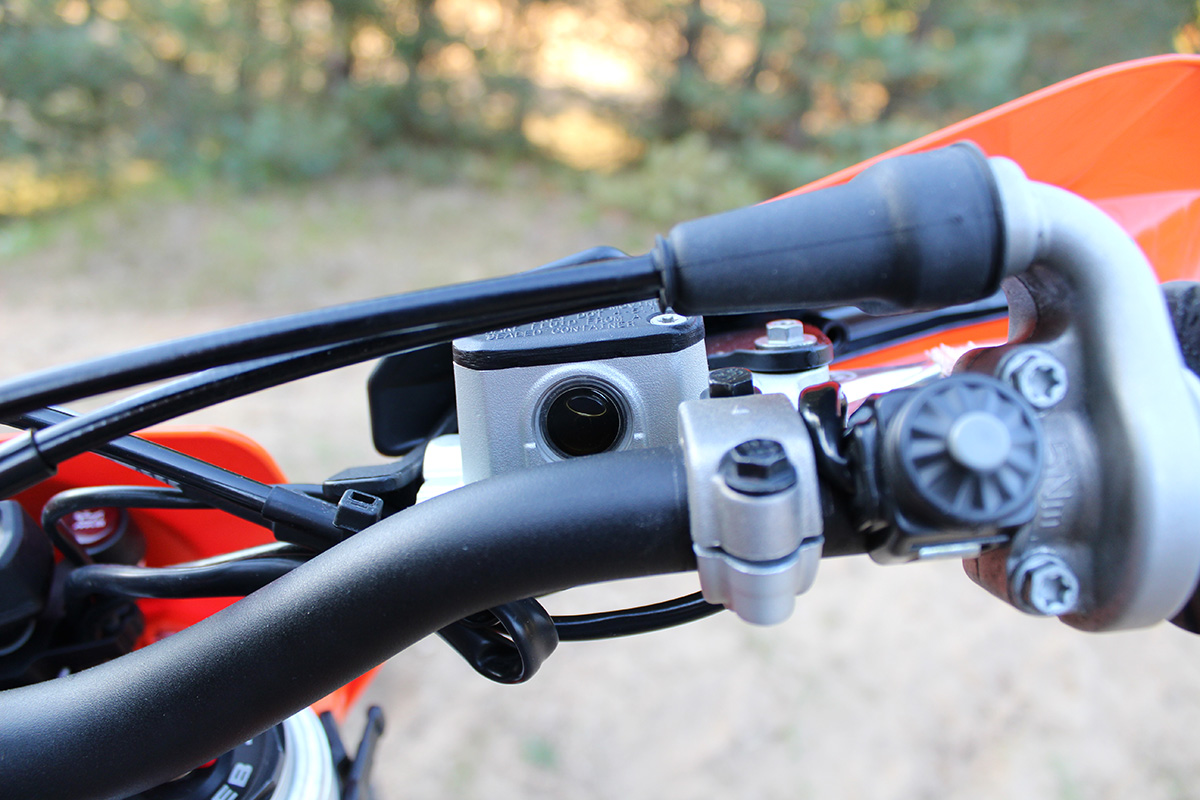 ktm_300_tpi_longterm_brake-fluid_enduro21_560