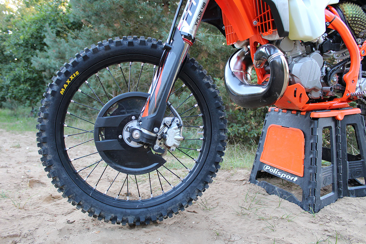 ktm_300_tpi_longterm_front-disc-guard_enduro21_560