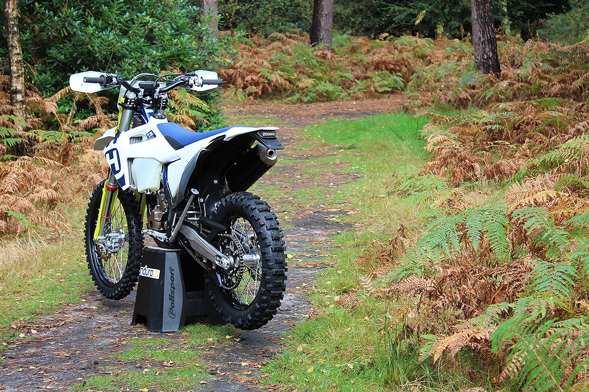 enduro21_long_term_test_mule_husqvarna_rear_fe350_560