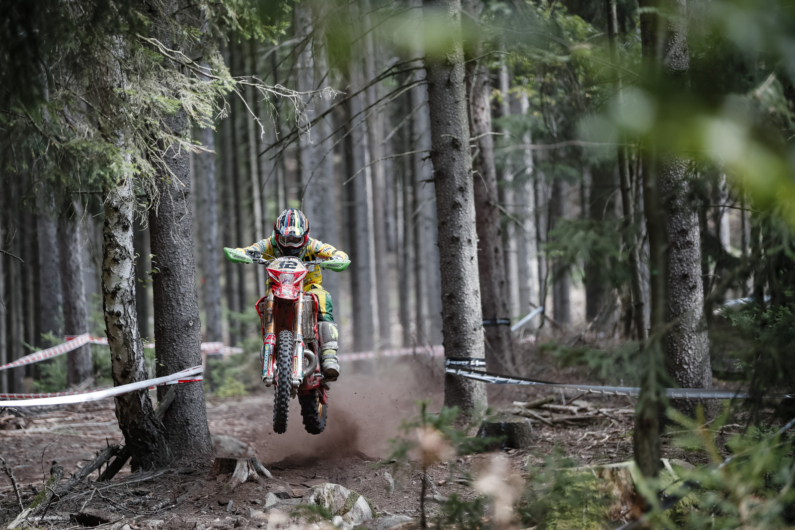 Results feed: French EnduroGP day 1 – Freeman edges towards 2019 World title
