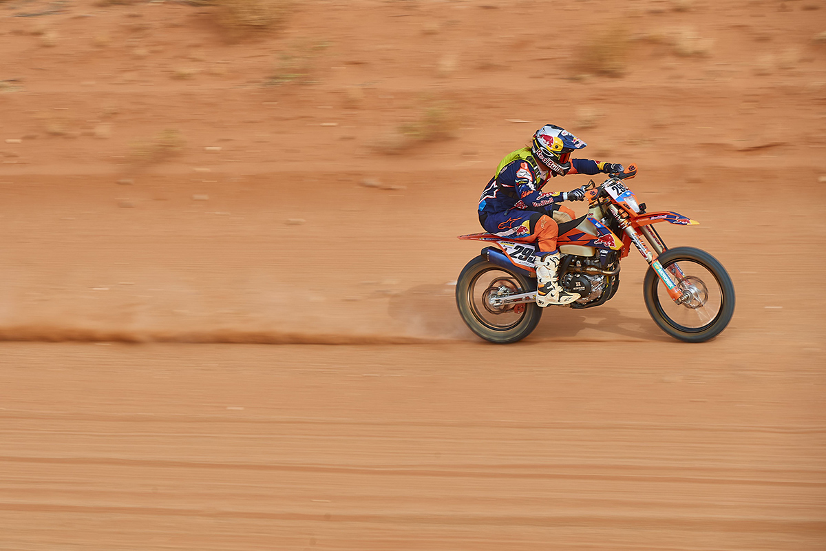 Toby_Price_Finke_KTM_Desert_Racing_Team-KTM_500_EXC-F_560
