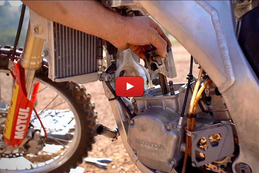 How To: Change a 2-stroke piston