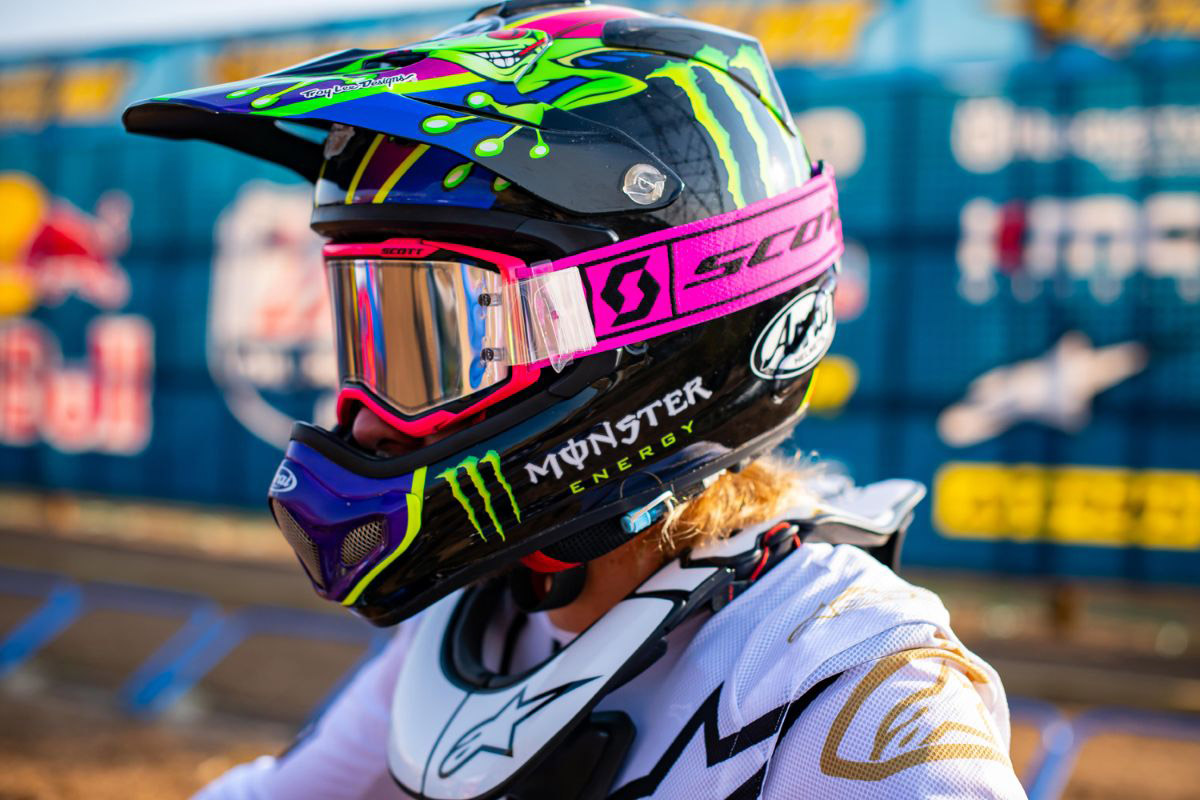 barcia_pink_prospect_goggles_