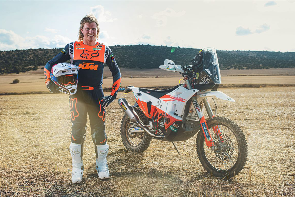 Daniel Sanders signs with Red Bull KTM Rally Team
