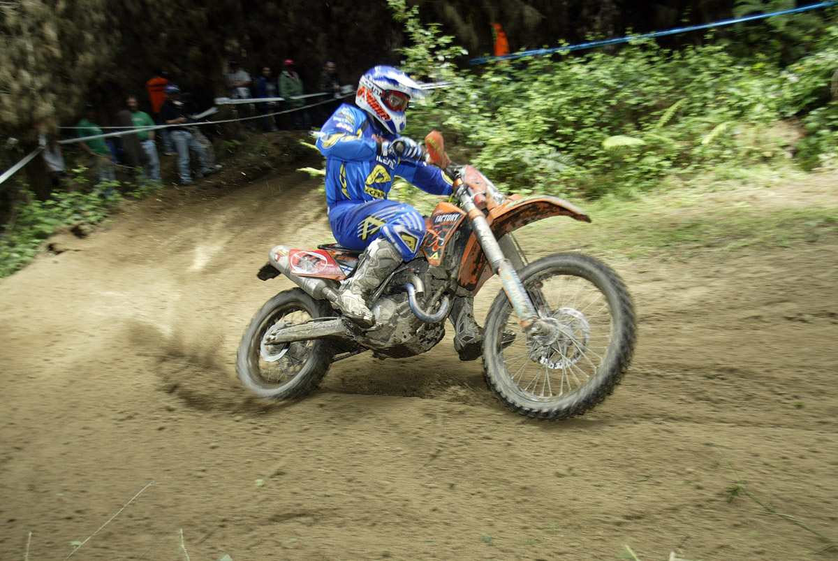 salminen2_bike_action_09_17_50