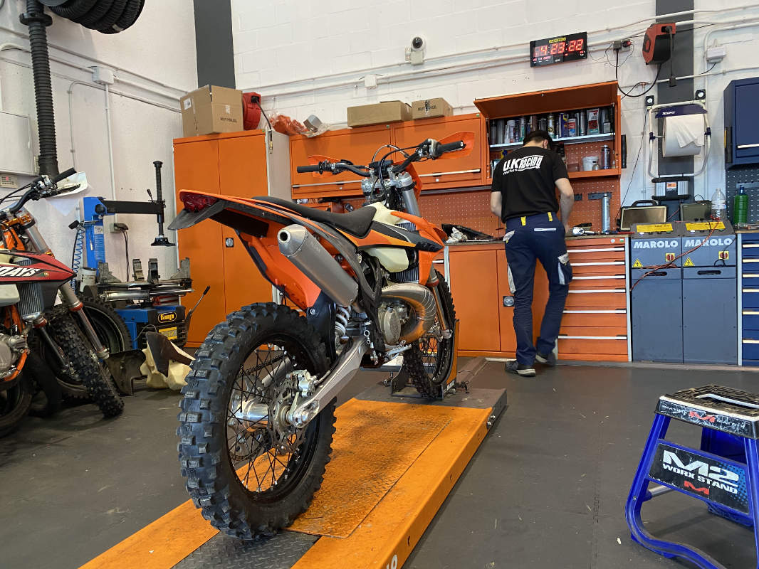 What happens at a KTM TPI two-stroke first service?