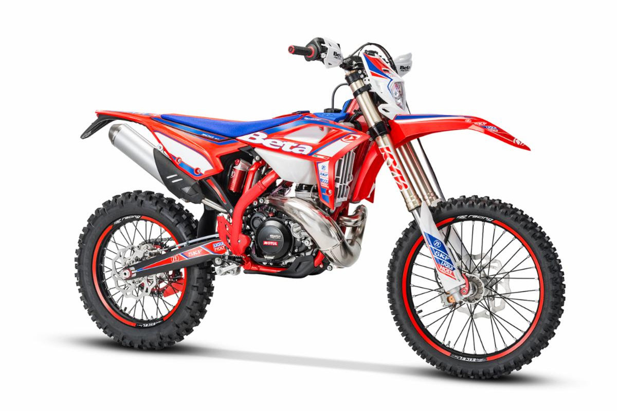 beta_racing-graphics-kit_2021