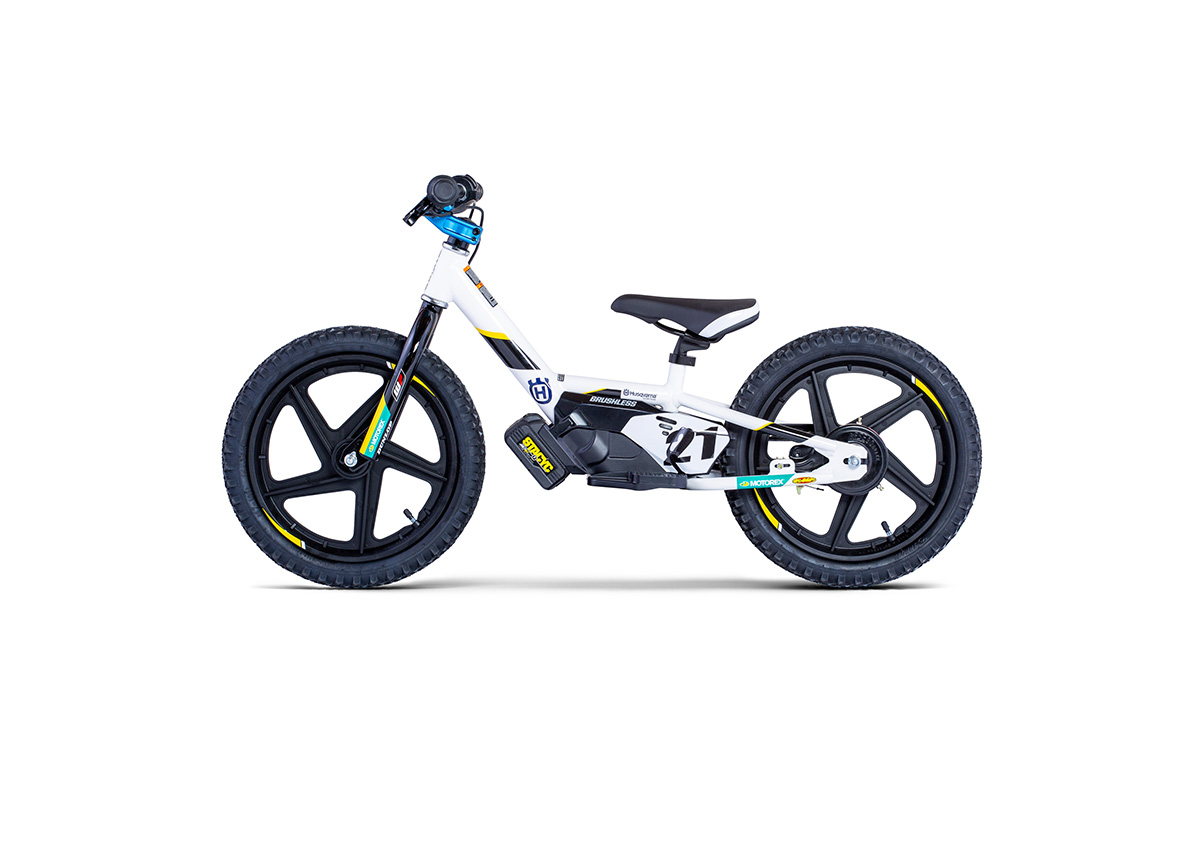 husqvarna-replica-16edrive-2021