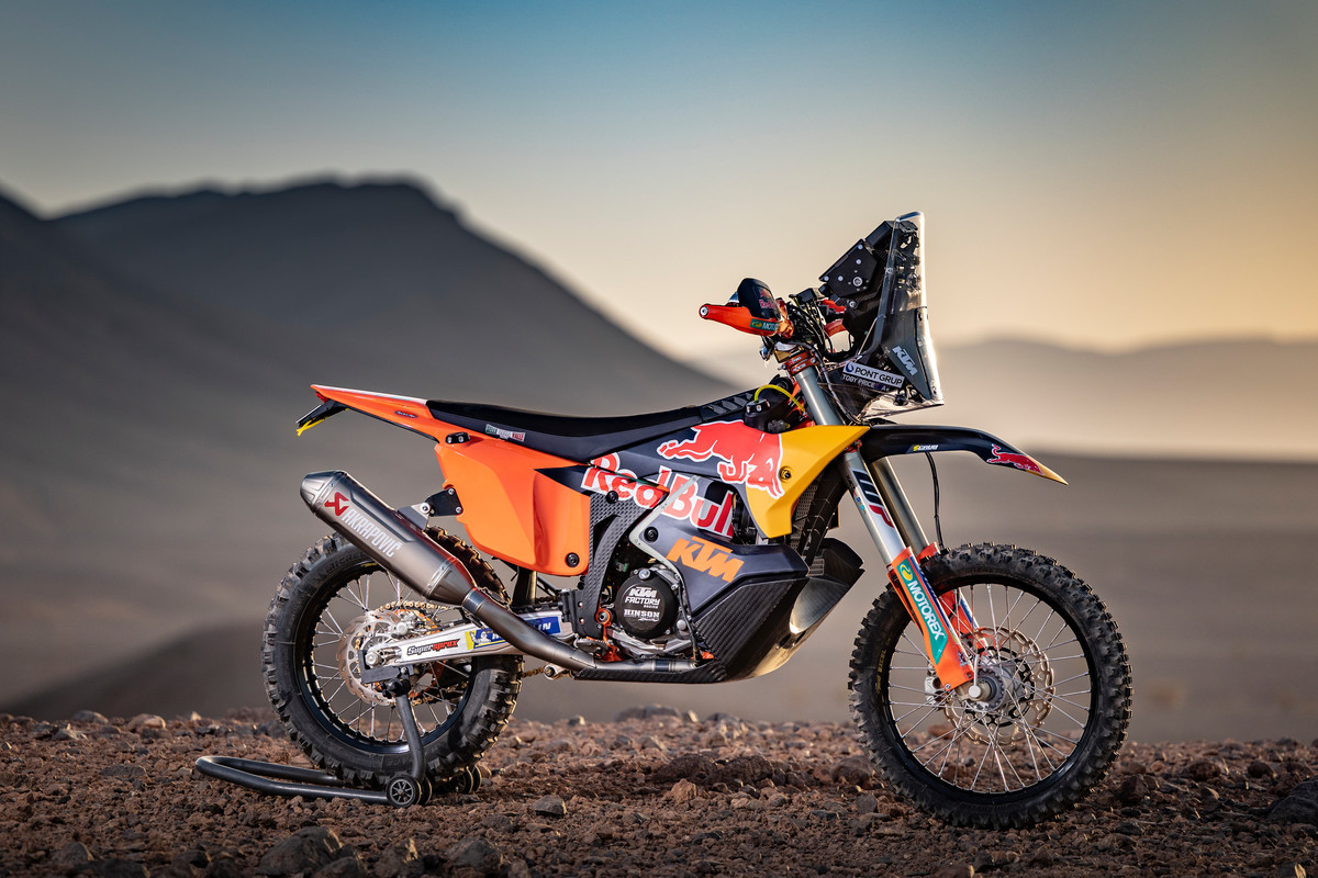 All-new" 2022 KTM Rally bikes break cover in Morocco.