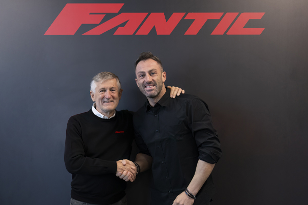 Alex Salvini joins Fantic to race 2023 Dakar Rally