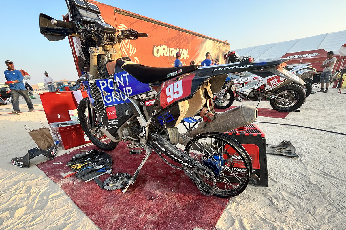 Diario Dakar 2023 - Etapa 10: Cambios de motor, ketamina y ¿se puede apostar ya por un ganador?