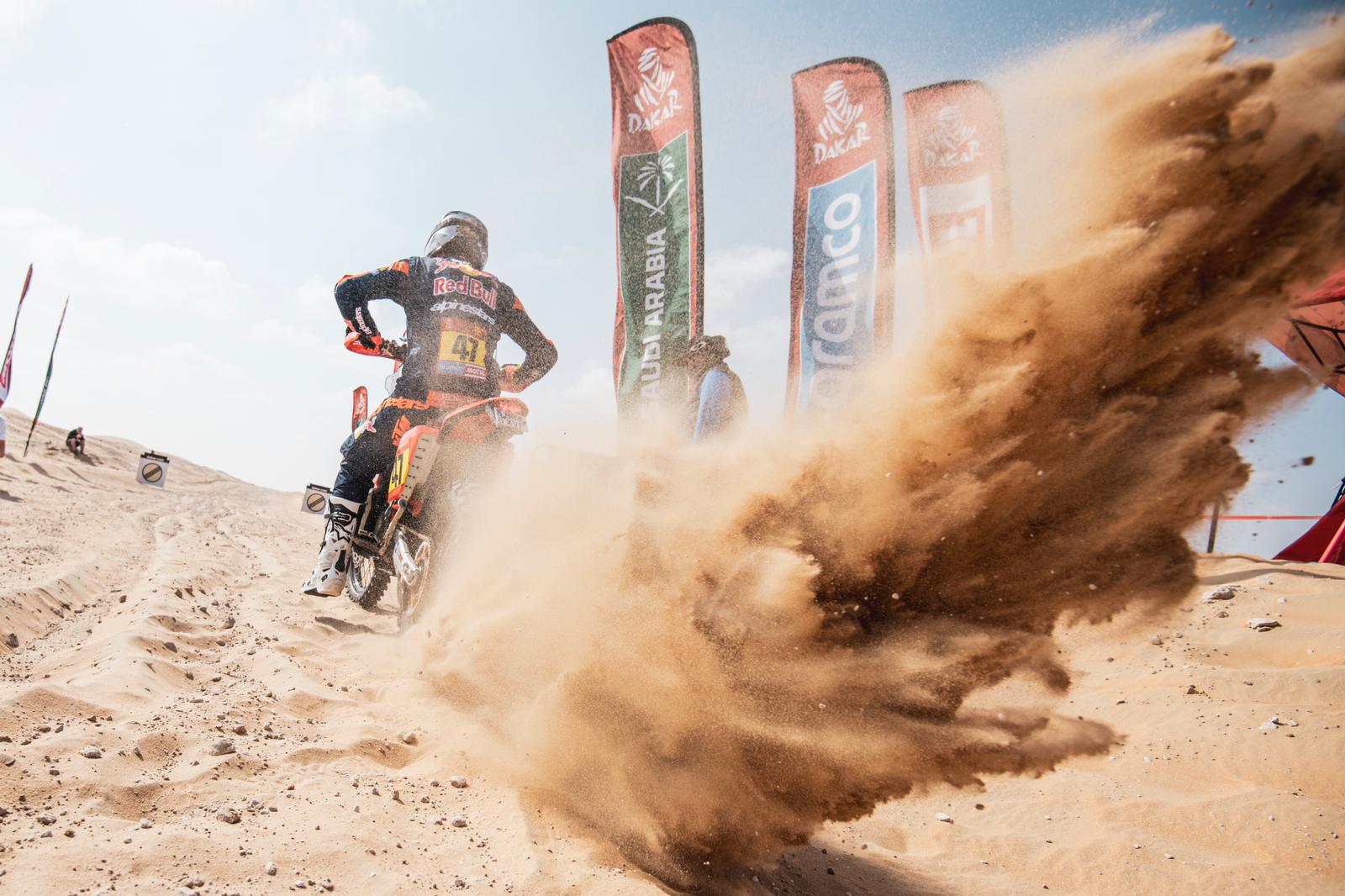 Dakar Rally 2023: Resultados 10ª etapa – Segunda victoria de Ross Branch, Kevin Benavides se pone líder