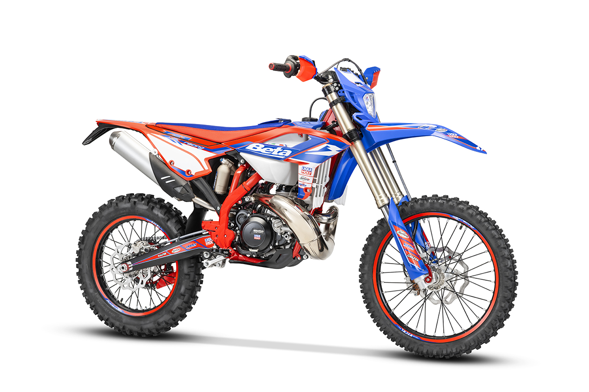 First look: 2024 Beta RR Racing models – New 300cc two-stroke with twin spark cylinder head