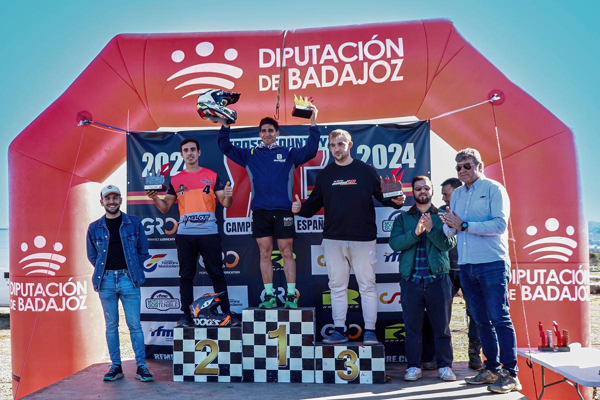 Resultados Cross-Country 2024: Sergio Navarro arrasa en la primera carrera en Jerez de los Caballeros