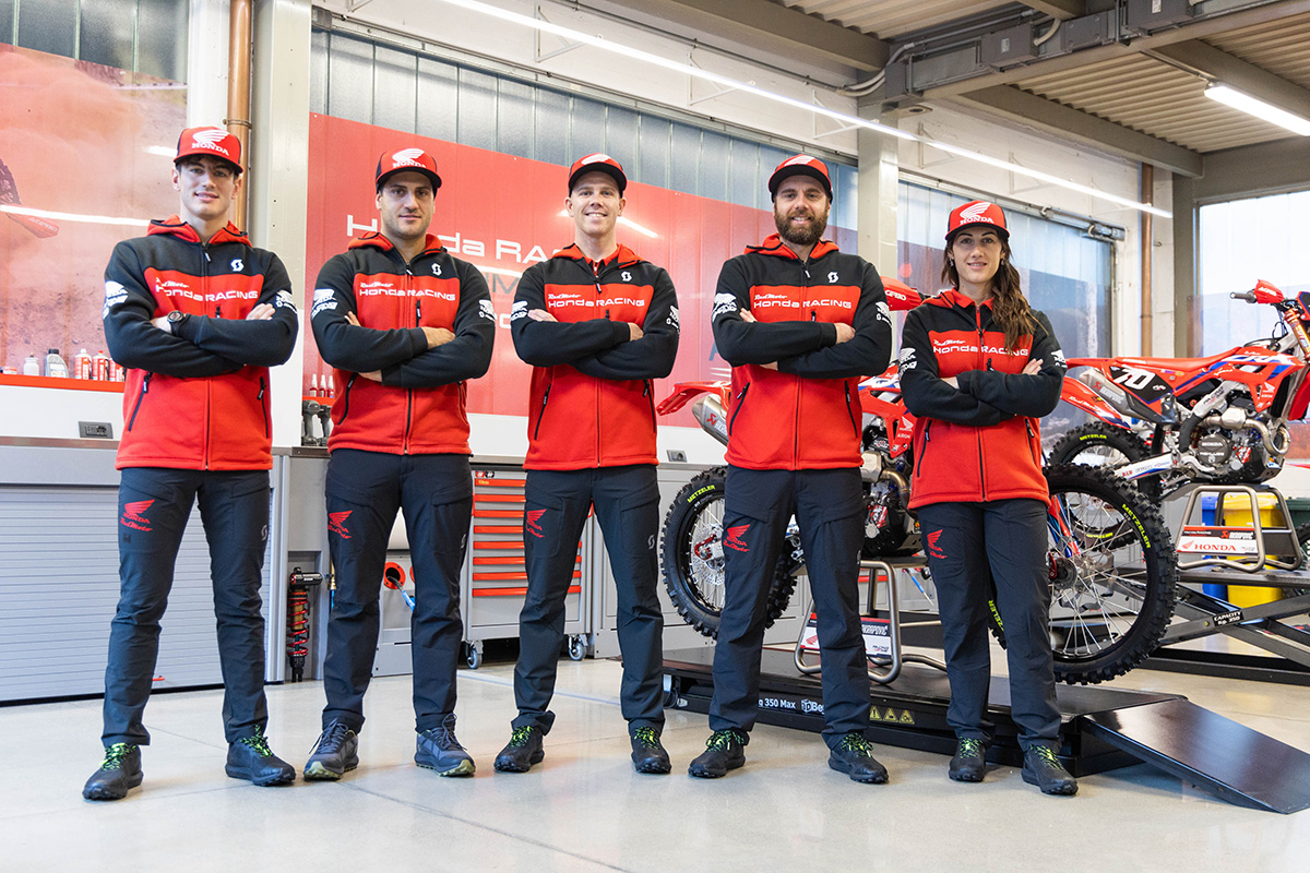 Holcombe heads five-rider Honda RedMoto squad for 2024 season