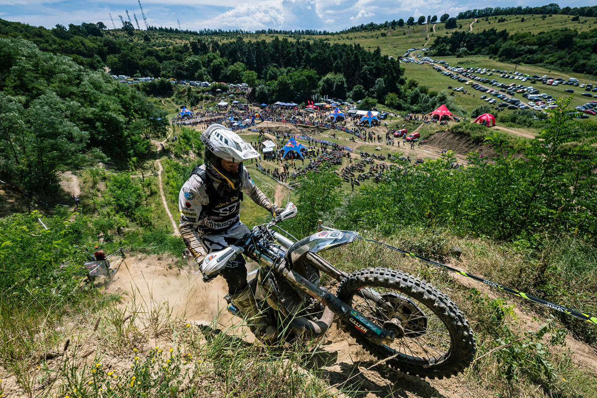 2024 Red Bull Romaniacs this week – Young leads, Mani returns for HEWC Rnd4
