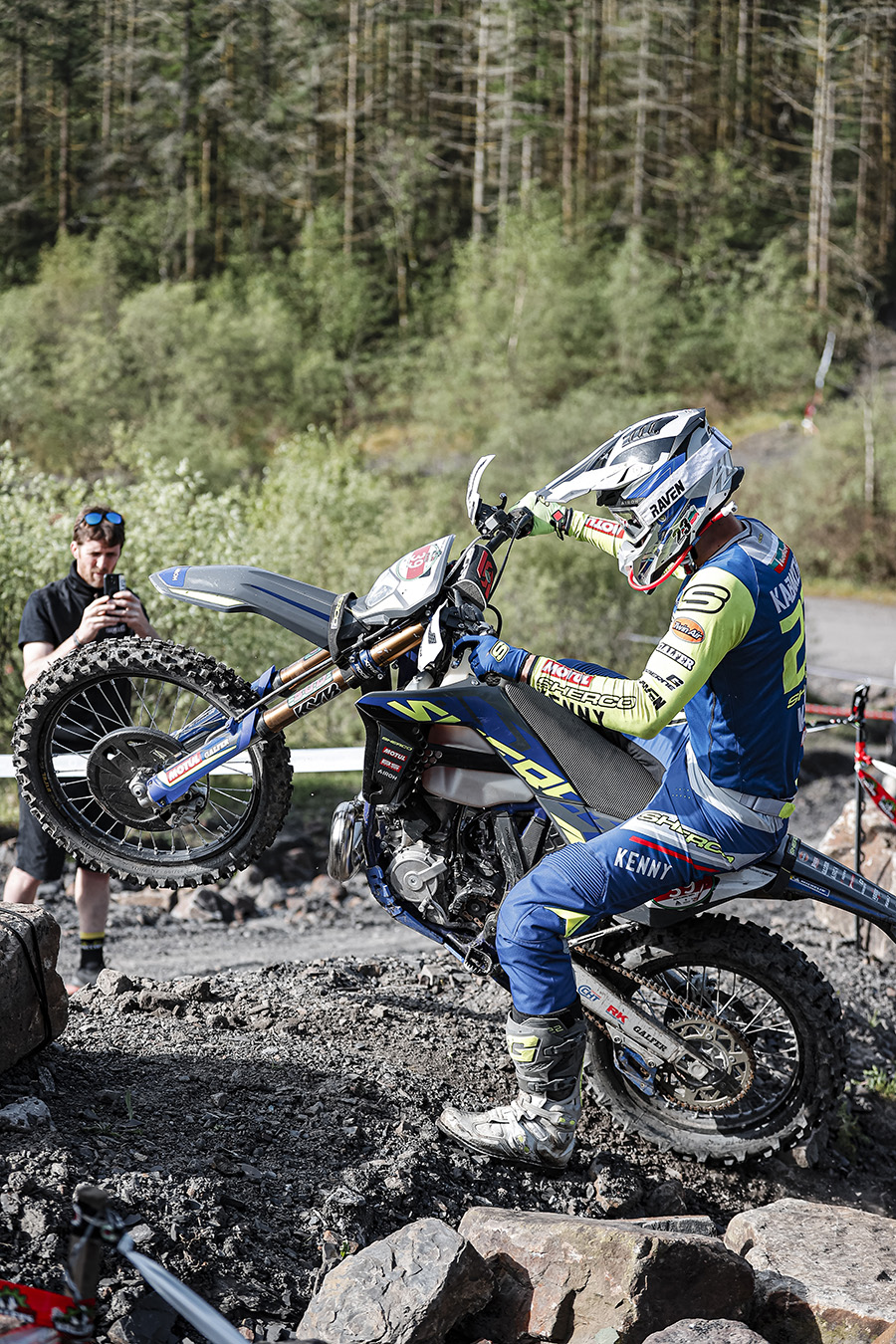 theodor-kabakchiev_hewc-2024-rnd1-valleys-hard-enduro_5932