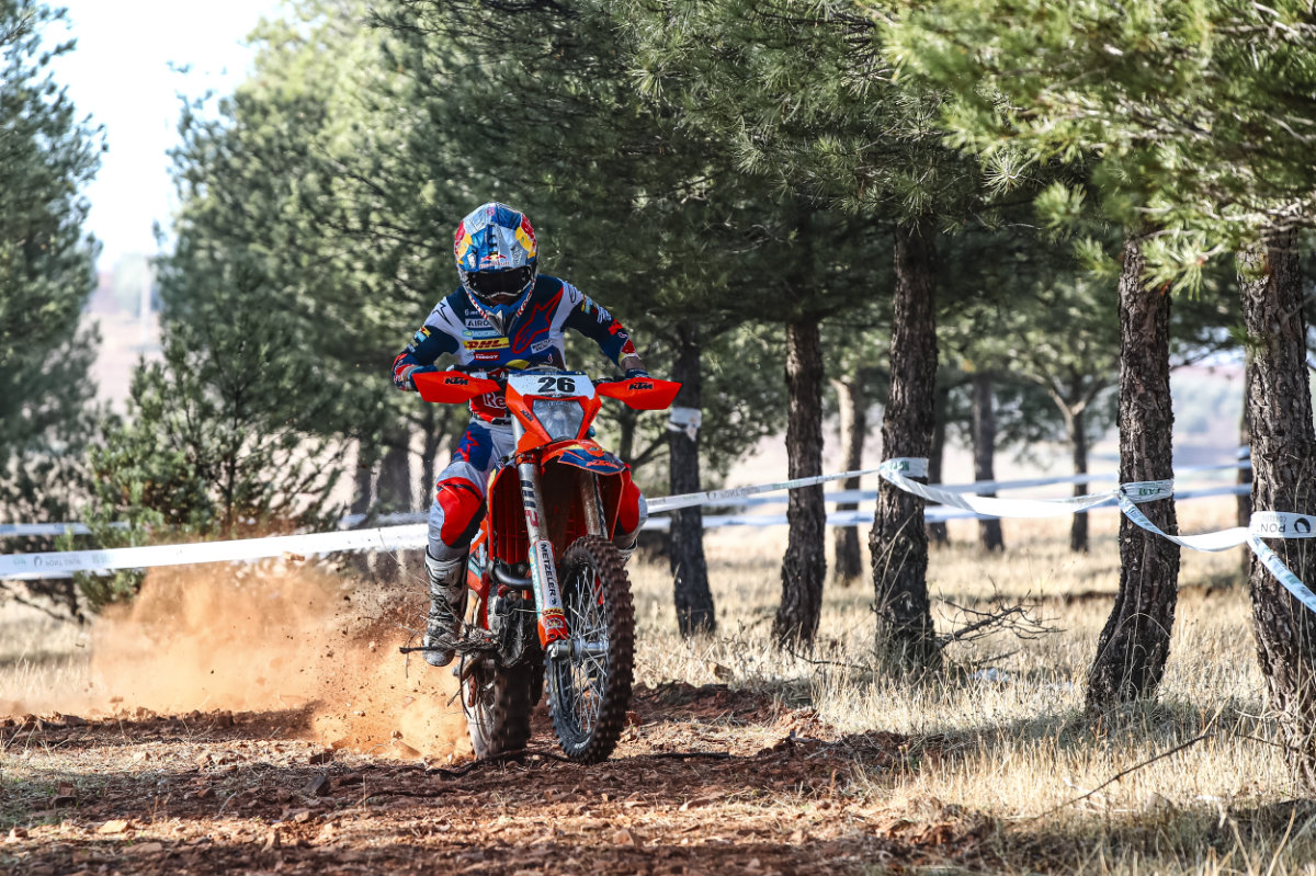 Nacional Enduro 2024: Victoria aplastante de Josep García en Cózar