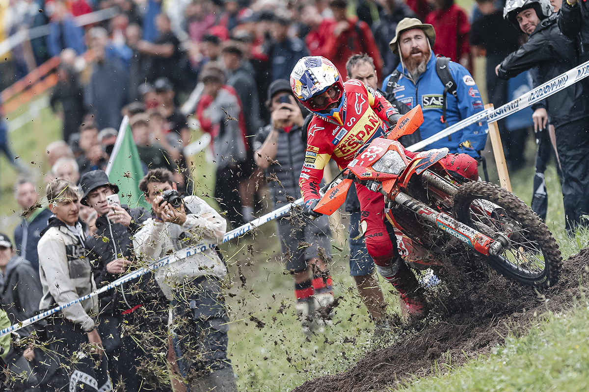 Resultados ISDE 2025 | Día 5: Italia acaricia el World Trophy – García vuelve a marcar el mejor tiempo