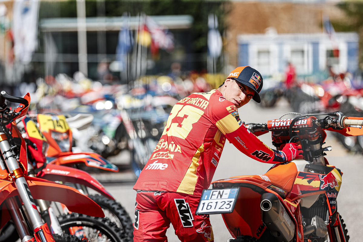 ISDE Italy 2025: Weigh-in day Snapshots