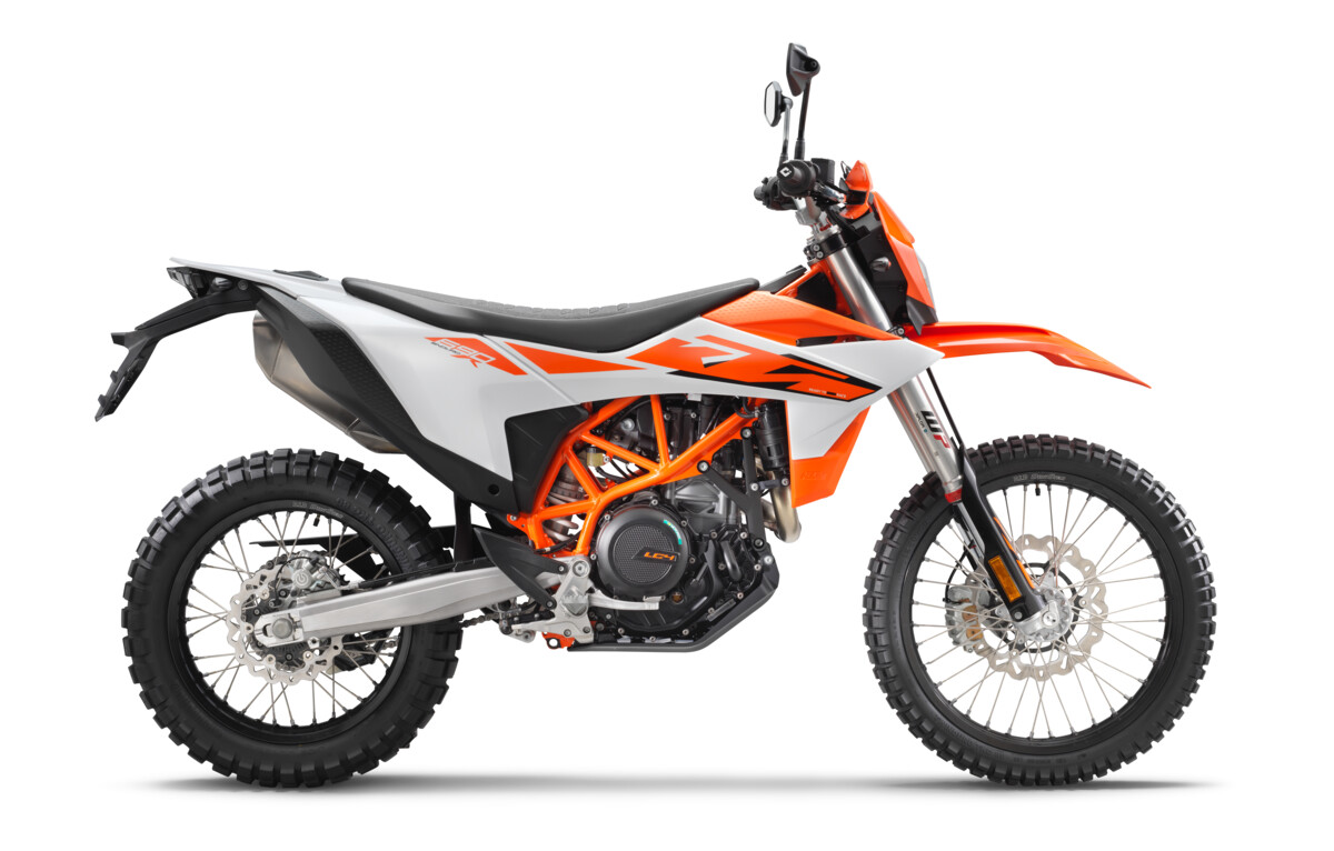 Primera Impresión: KTM 690 Enduro R 2026 – Actualizaciones de motor, instrumentación y electrónica