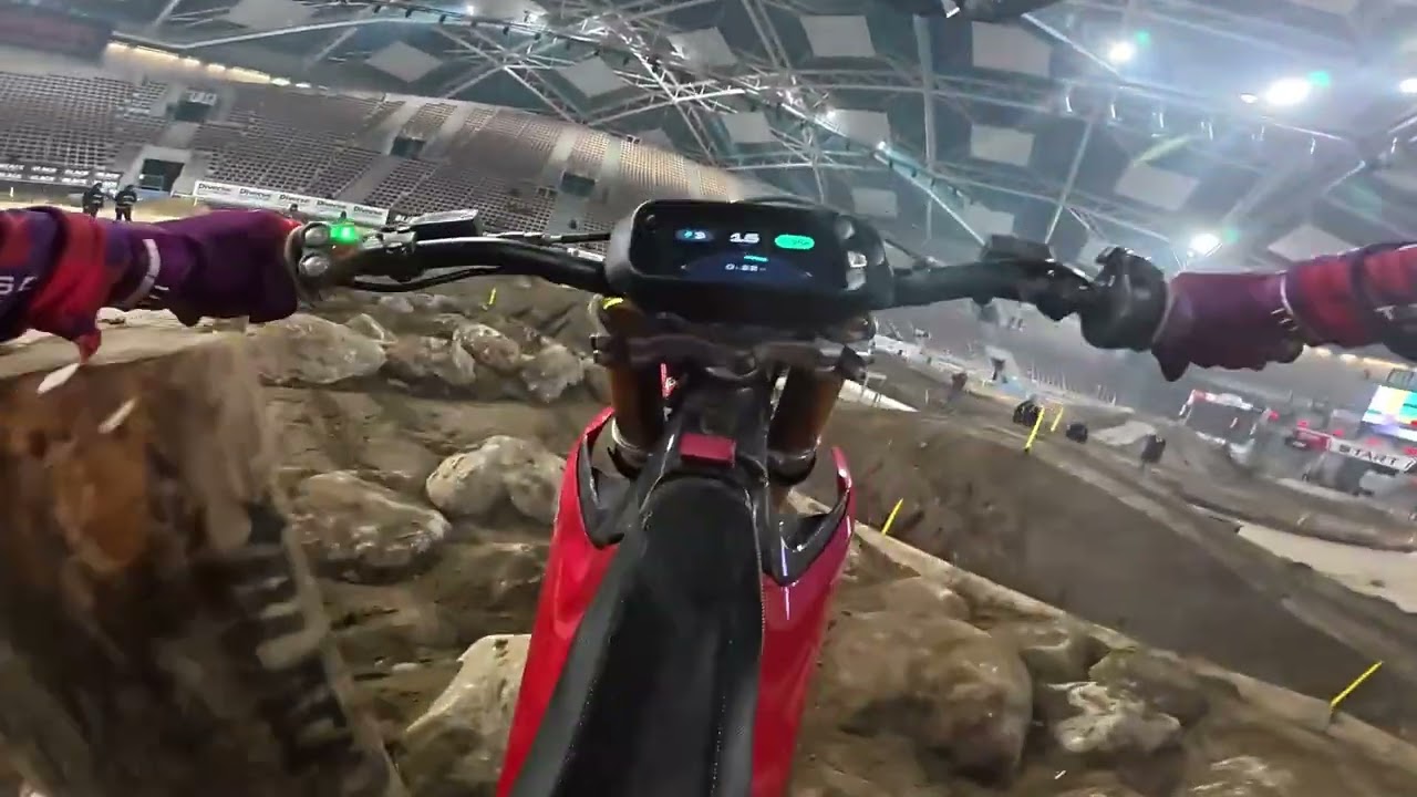 SuperEnduro Ronda 4 – Vuelta 'onboard' con Eddie Karlsson antes de la acción