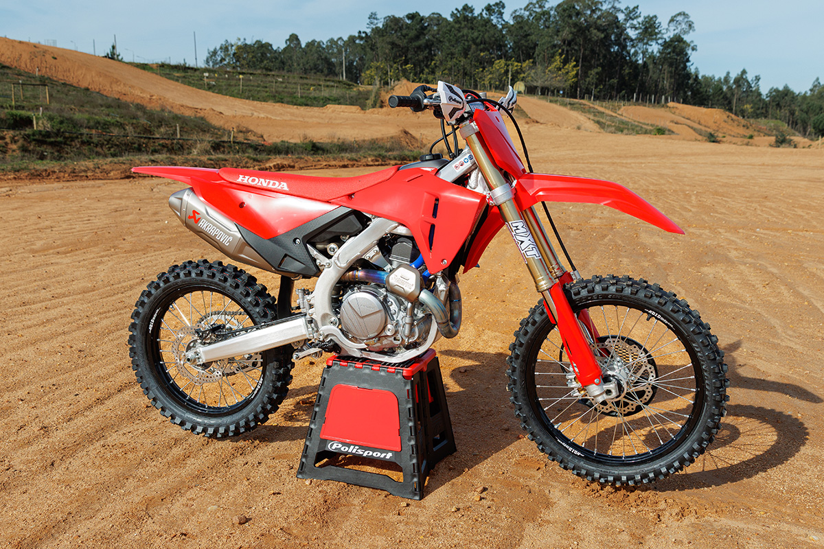 Vistazo Rápido: Kit de Restyling 2025 de Polisport para Honda CRF 450R (2021-24) – Rejuvence tu moto 