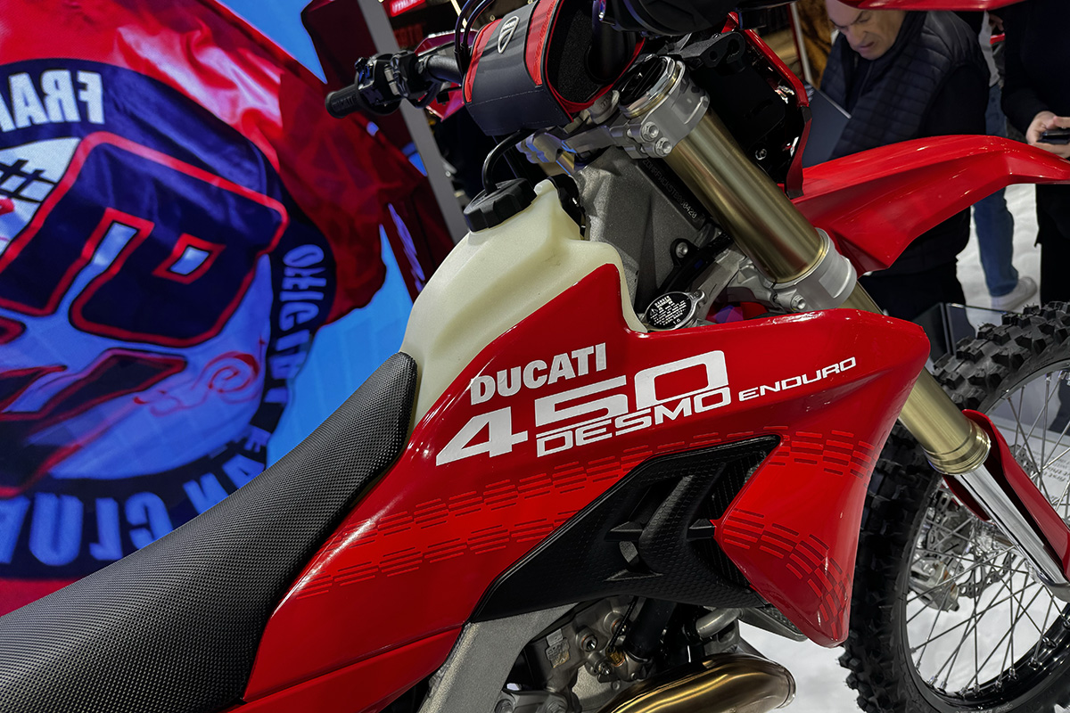 desmo450-enduro-img_3201-copy
