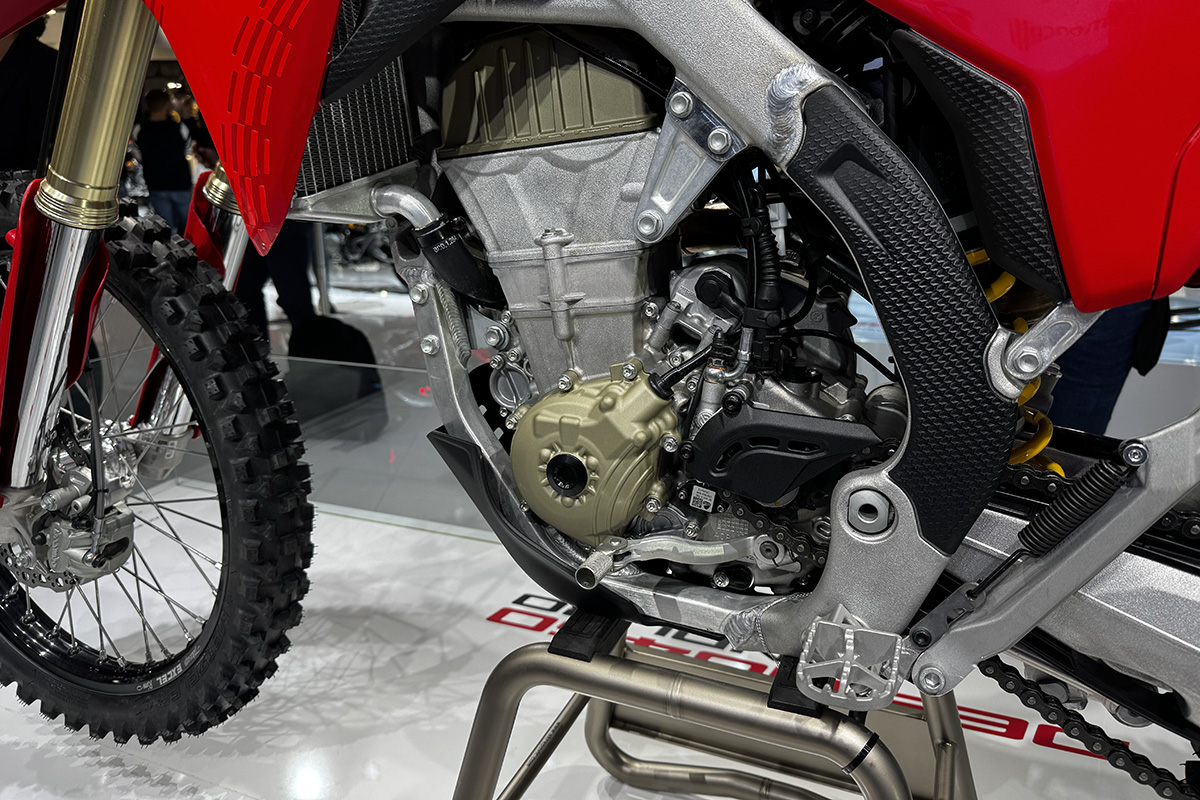 desmo450-enduro-img_3203-copy