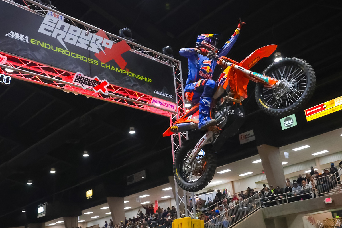 2025 EnduroCross Results: Hart extends championship lead in Redmond Rnd 4 thriller