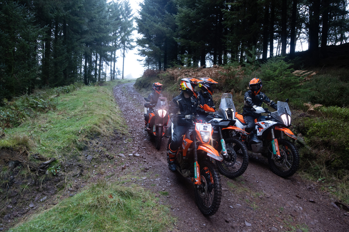 alex-snow-off-road-ktm-enduro--adventure-experience