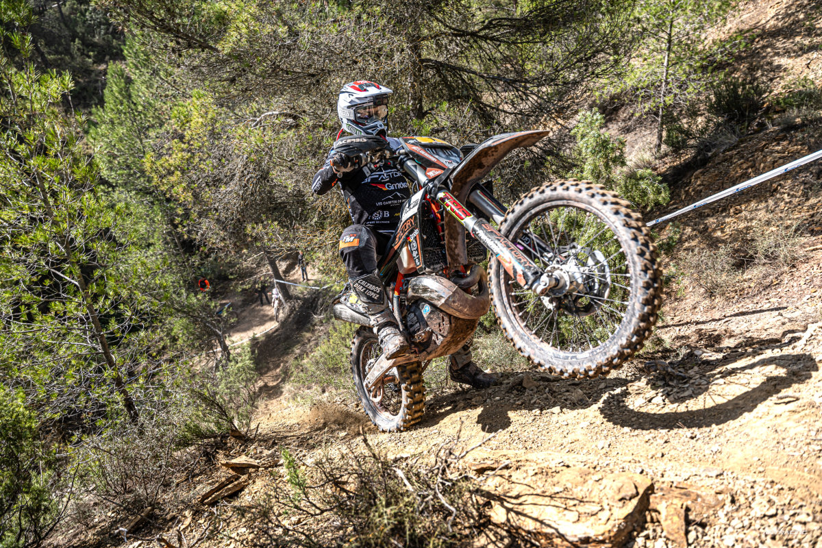 Nacional Hard Enduro 2025: Francesc Moret se impone en La Pesquera