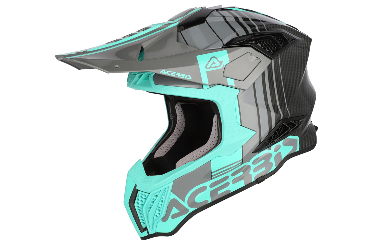Primera Impresión: Acerbis Airstrike-C – nuevo casco off-road premium de fibra de carbono
