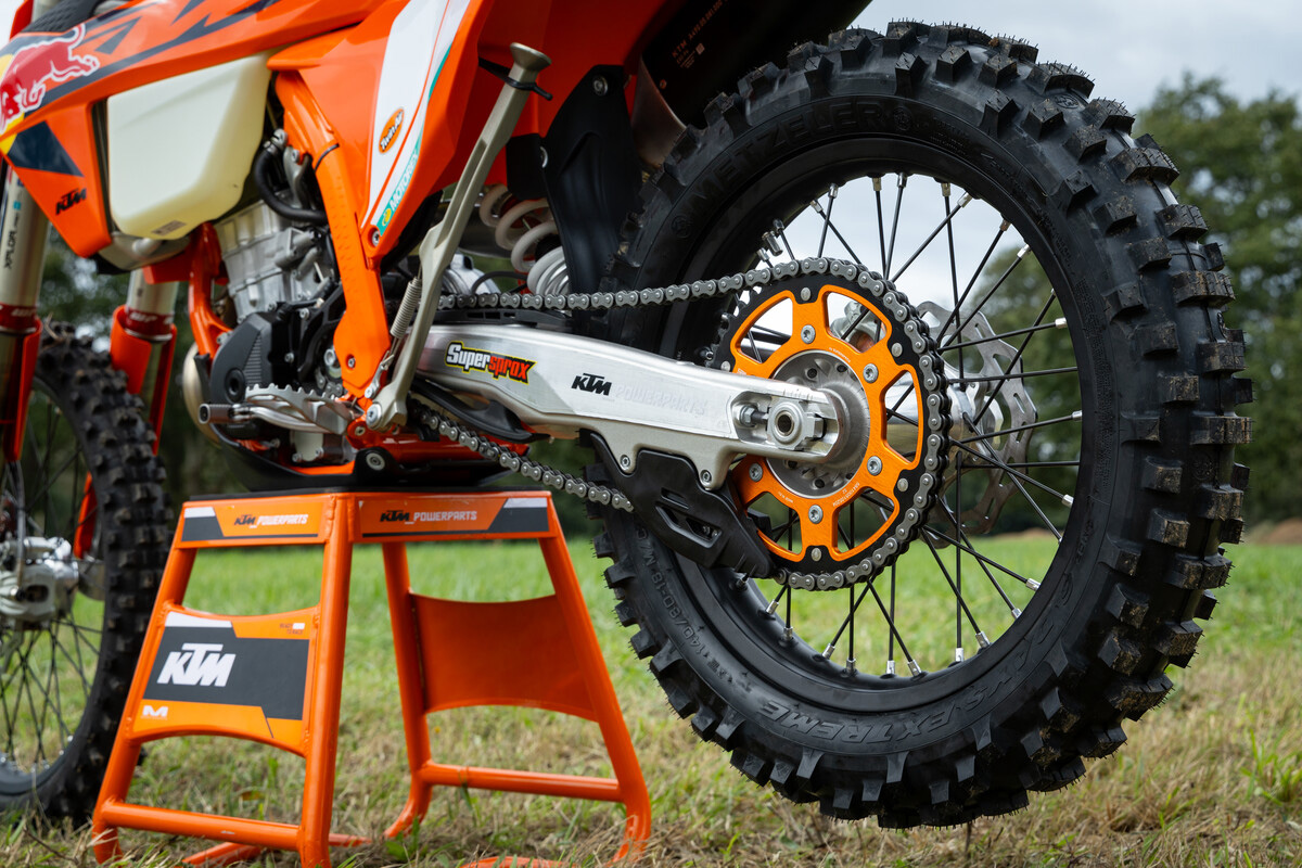¿Está KTM a punto de dejar atrás el sistema de suspensión PDS en enduro?