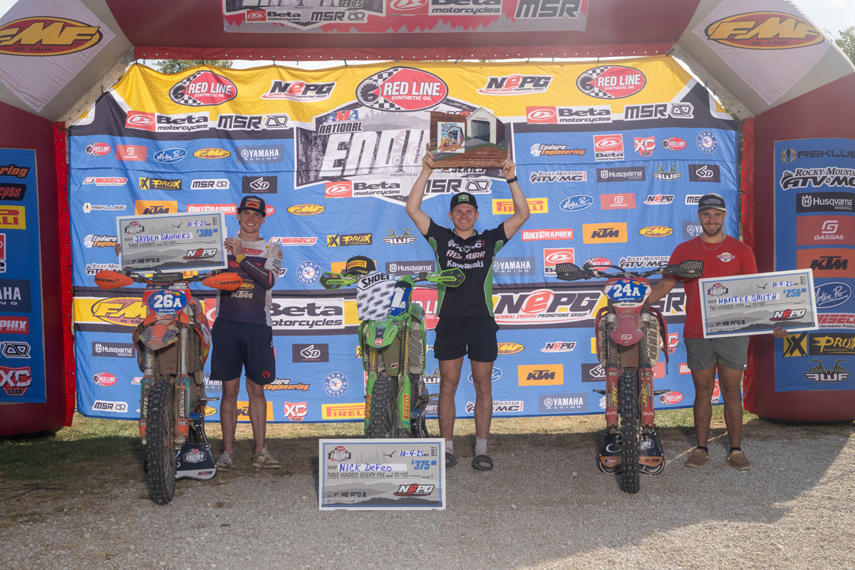 ne-pro-2-podium