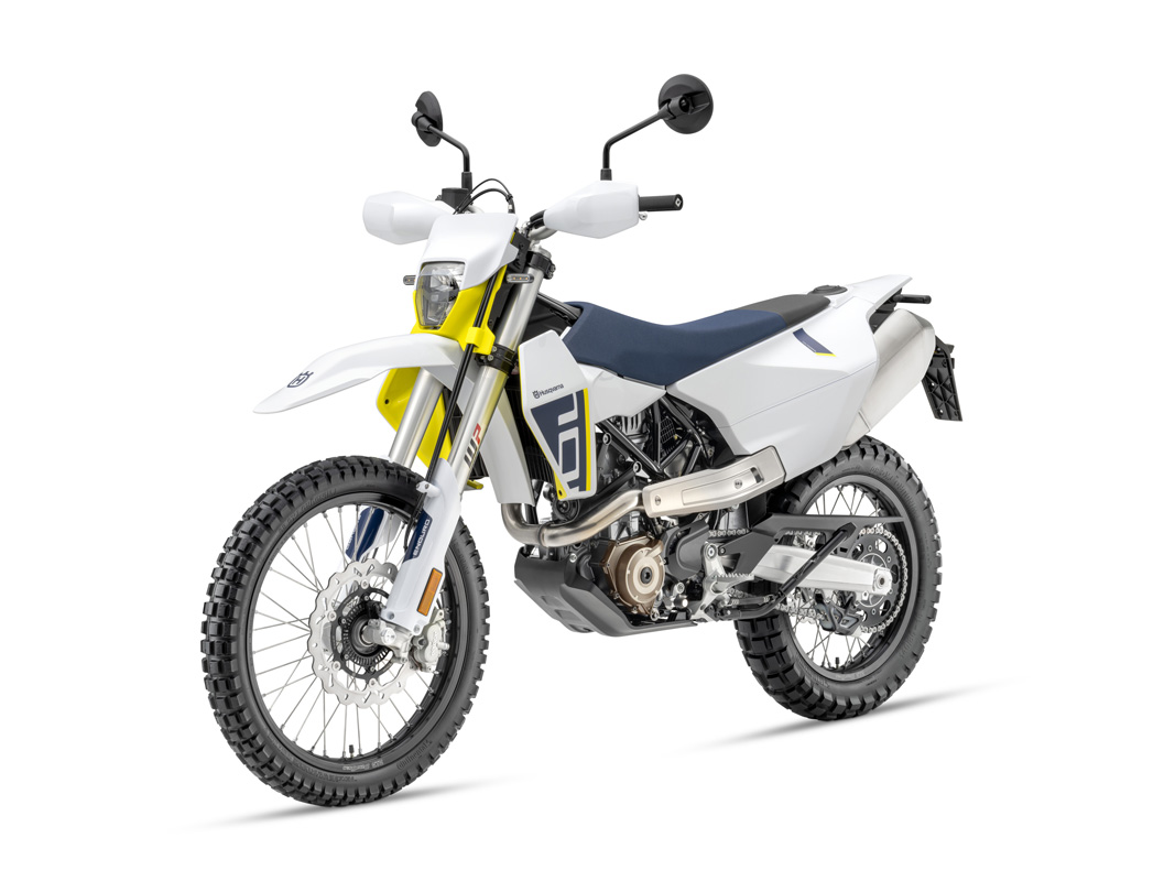 Primera Impresión: Husqvarna 701 Enduro 2026 – nuevos intervalos de mantenimiento y electrónica