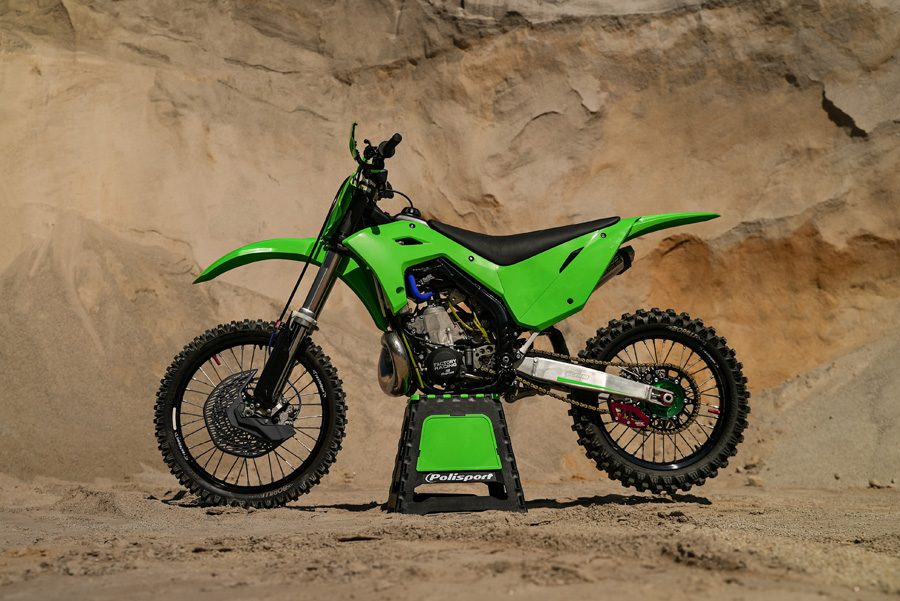 Primera Impresión: Nuevo kit de restyling Polisport para Kawasaki KX 125/250 (2003–2008)