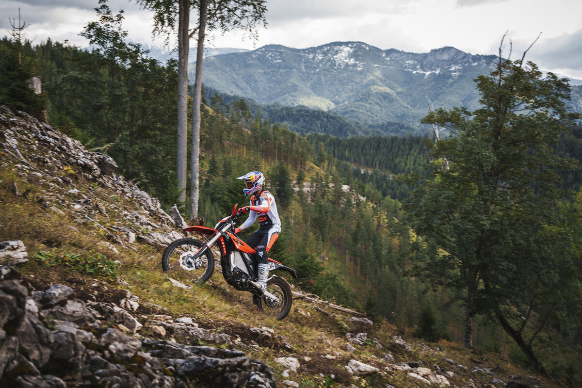 2027-ktm-freeride-e-1